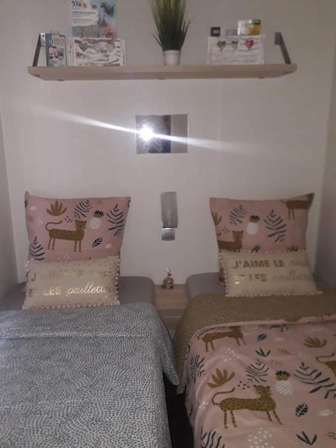Anne Marie Vous Accueilles Dans Son Logement Familiale Pour 6 Personnes 3 Chambres Confortable Proche D Europa Park A Boofzheim Dans Camping 3 Etoiles 외부 사진