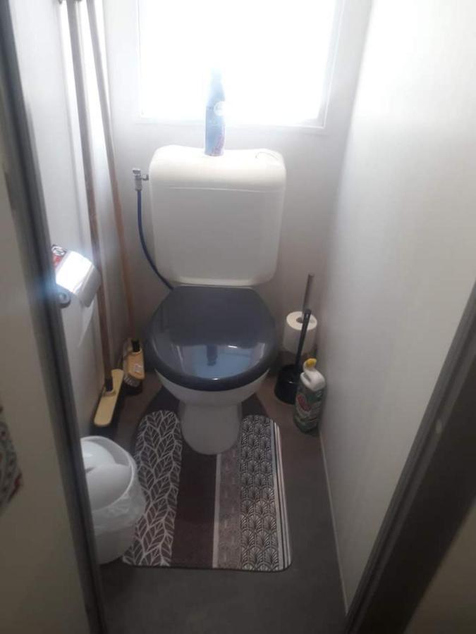 Anne Marie Vous Accueilles Dans Son Logement Familiale Pour 6 Personnes 3 Chambres Confortable Proche D Europa Park A Boofzheim Dans Camping 3 Etoiles 외부 사진