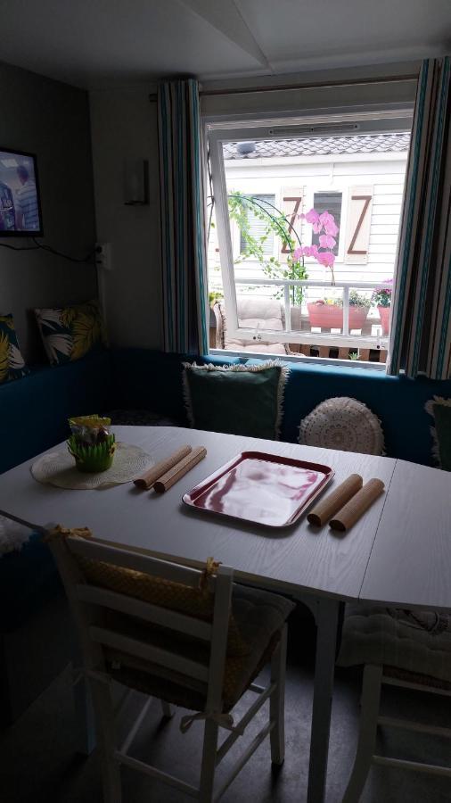 Anne Marie Vous Accueilles Dans Son Logement Familiale Pour 6 Personnes 3 Chambres Confortable Proche D Europa Park A Boofzheim Dans Camping 3 Etoiles 외부 사진